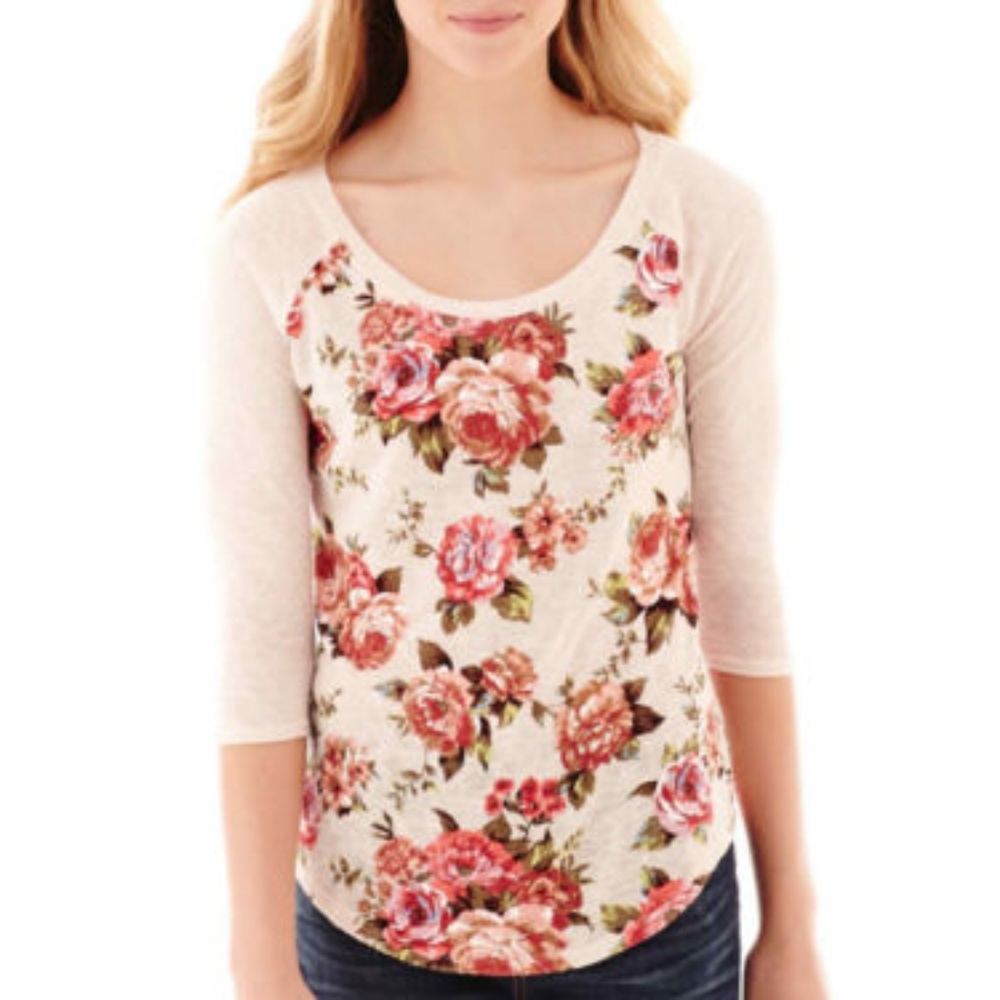 Arizona Jeans 3/4 Sleeve Floral Top size Medium